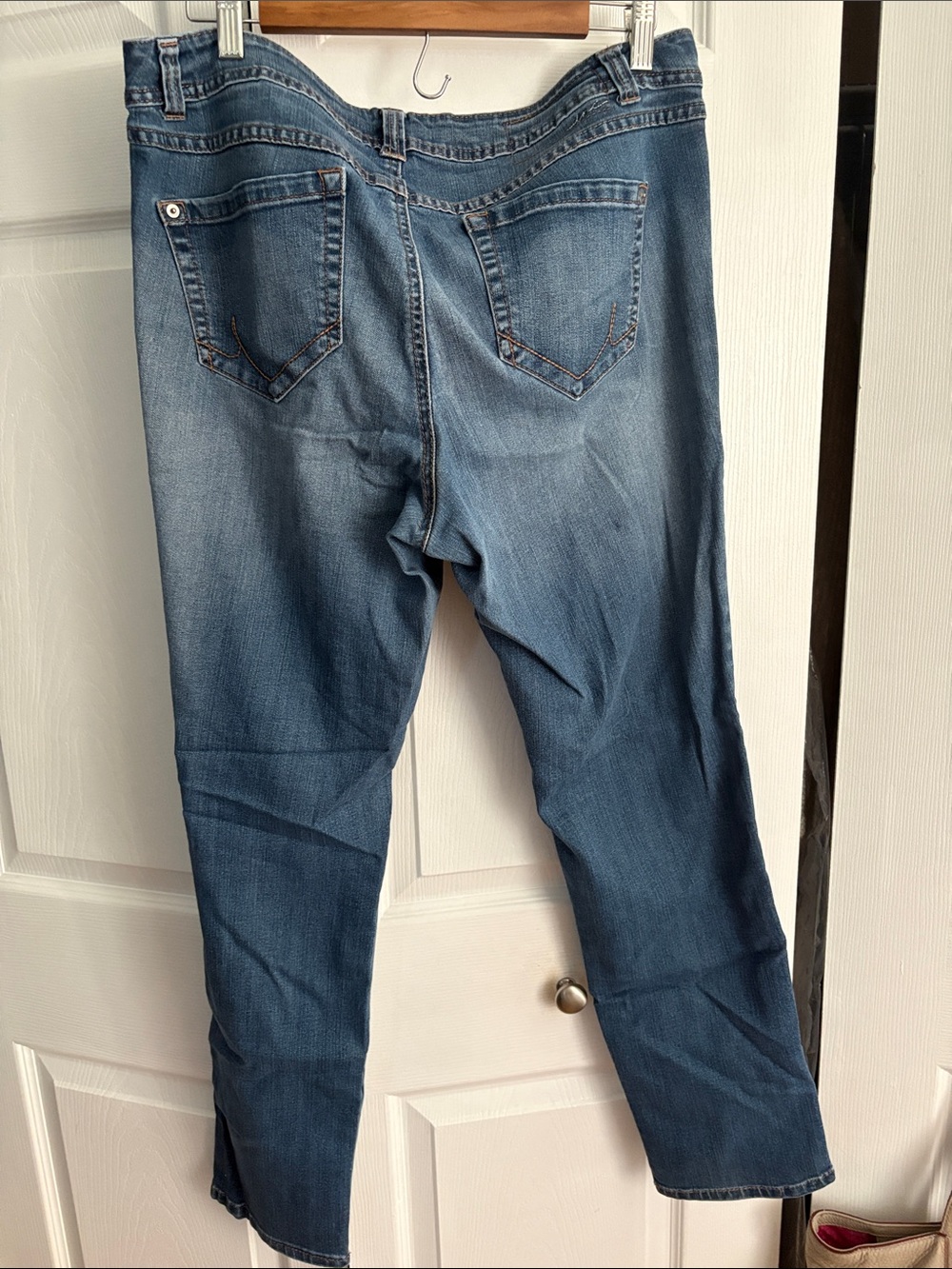 INC International Concepts Women's Skinny Jeans in Faded Blue